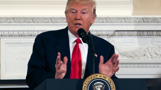 REPÚBLICA DOMINICANA: Donald Trump defiende despido de Comey REPÚBLICA DOMINICANA: Donald Trump defiende despido de Comey