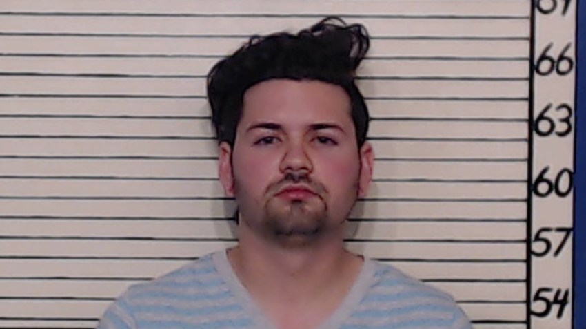 Loren-sebastian-McFall-arrestado