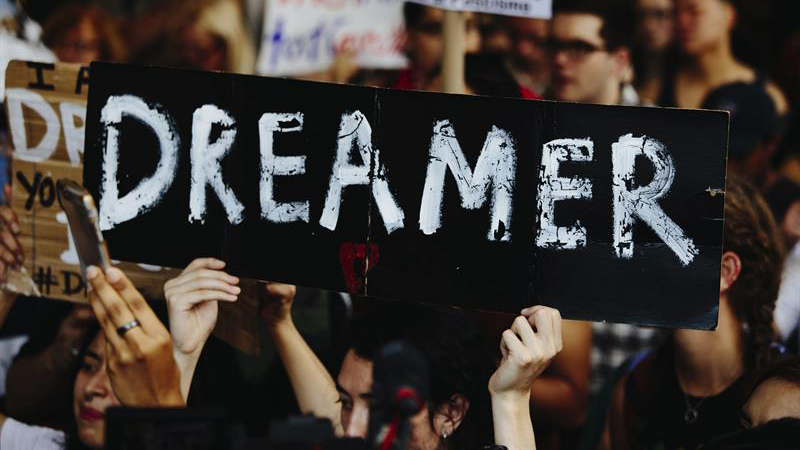 dreamers-daca-juez-federal-decision-nueva-01243