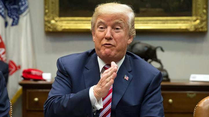 efe-trump-cara-023423