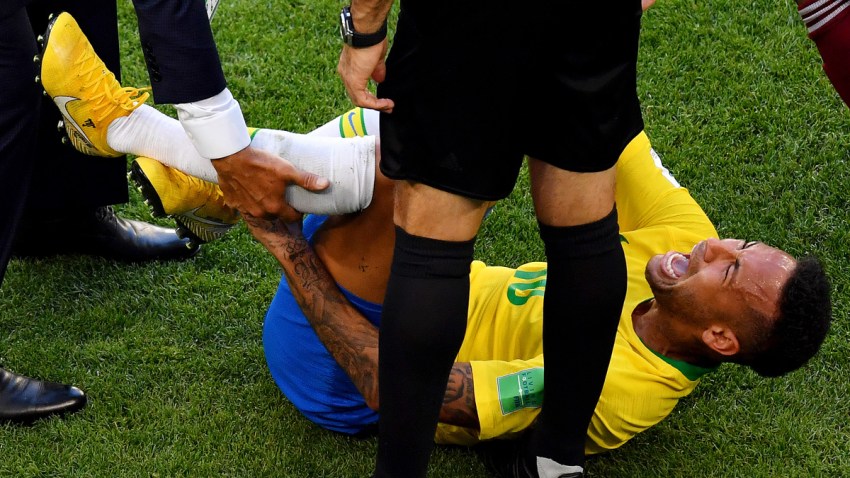 775137992HL00242_Brazil_v_M