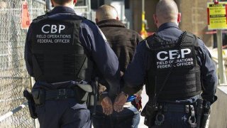 Sospechoso arrestado en frontera de Del Río