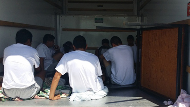 tlmd_uhaul_inmigrantes_frontera_checkpoint_nogales_arizona