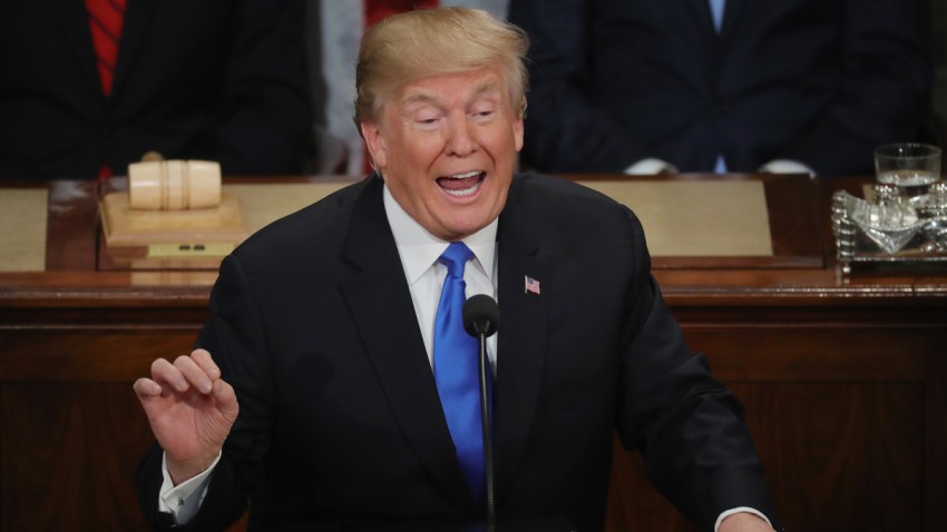 775110582MB00081_President_