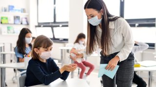 Regreso a clases con mascarillas