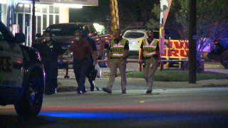 Hombre atropellado en South Zarzamora Street