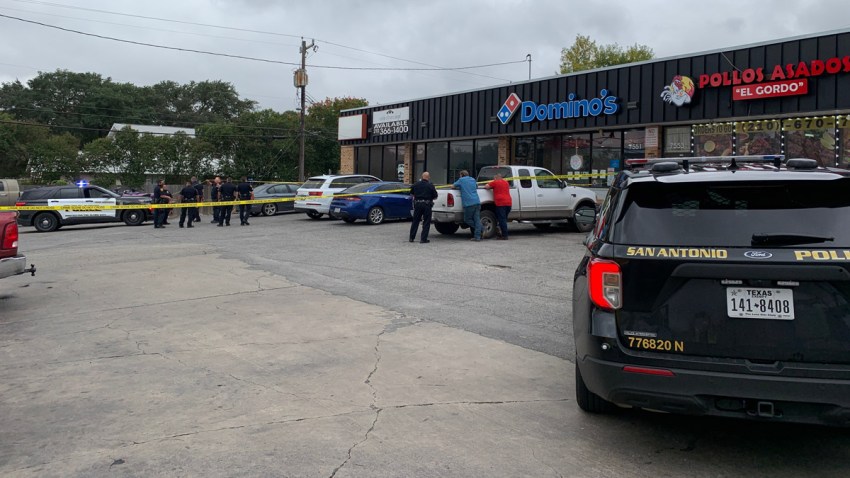 Hombre herido en balacera en McCollough Avenue
