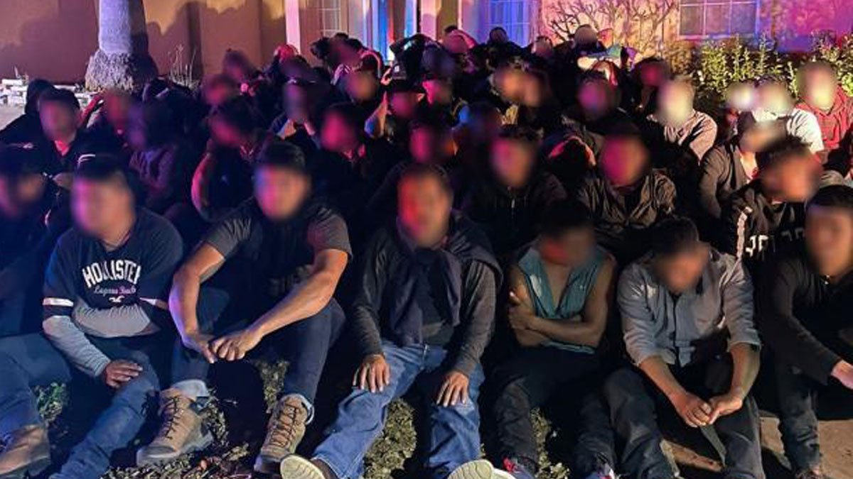 Hallan a más de 180 personas hacinadas en tres casas en Laredo ...