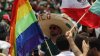 Ciudad de México aprueba ley para evitar discriminación a personas LGBT+