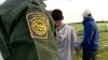 En Texas: Oficiales de condados fronterizos declaran emergencia por “invasión” de migrantes