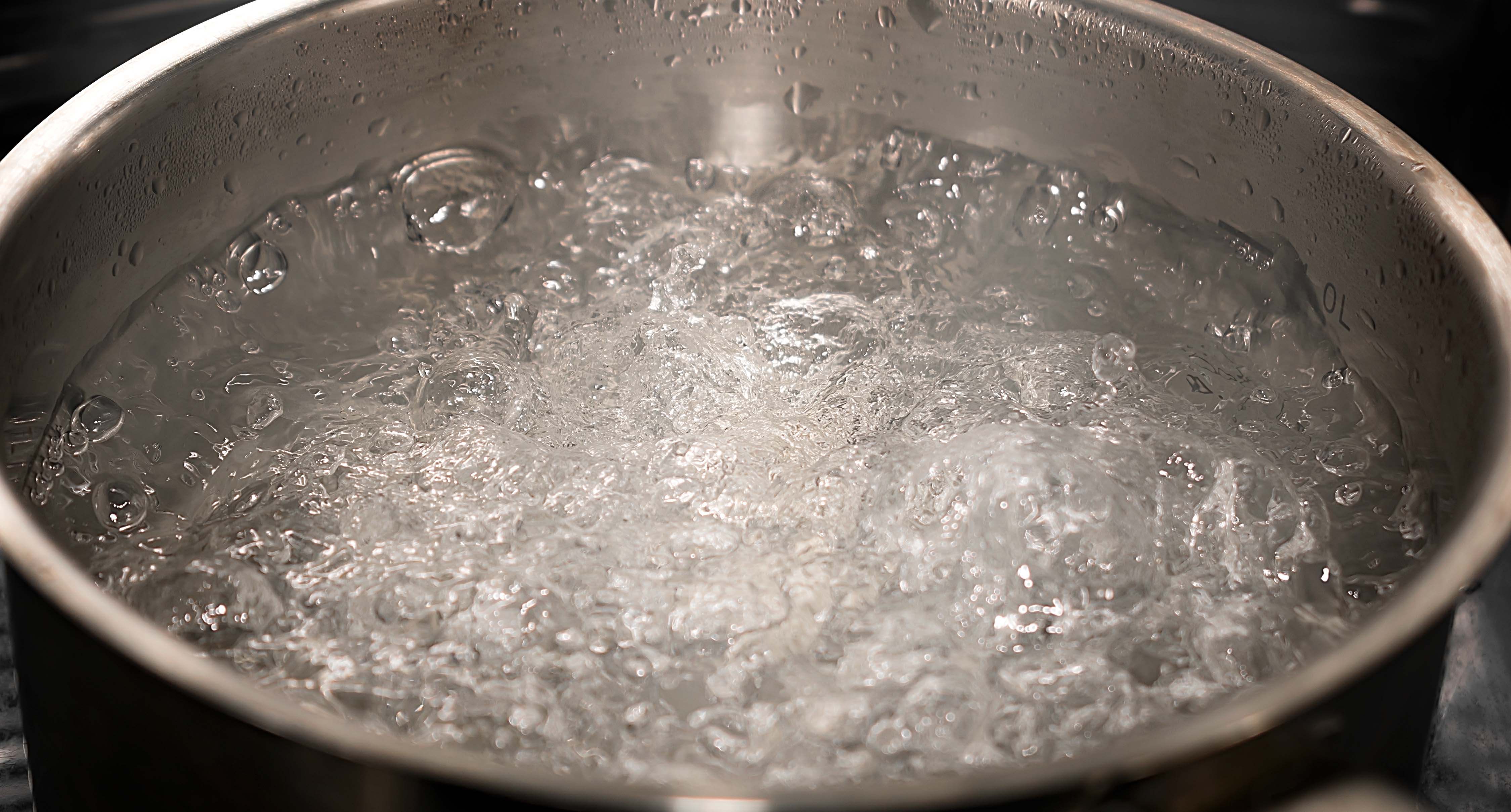 Es aconsejable hervir el agua para preparar el biberón?