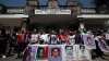 Padres de Ayotzinapa exigen investigar penalmente al expresidente mexicano Peña Nieto