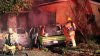 En video: auto se estrella a toda velocidad contra una casa, provoca un incendio y los ocupantes huyen a pie