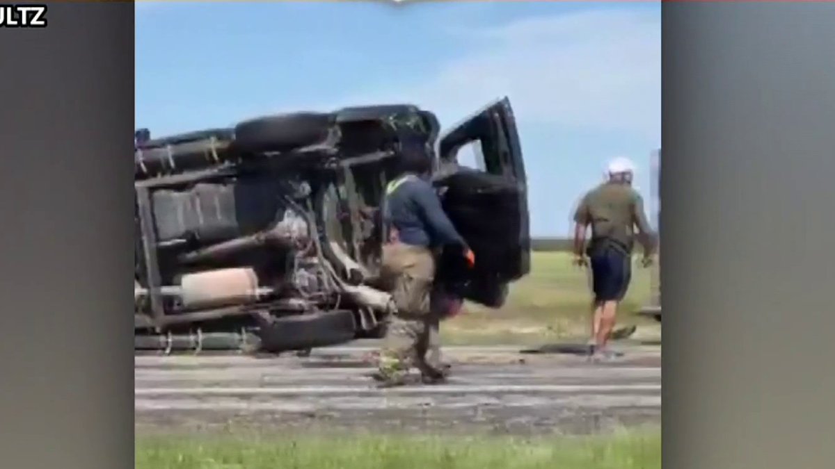 Trabajan con aparatoso accidente en La Pryor, Texas Telemundo San