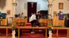 “Dios atascó el arma’: pastor se salva de intento de asesinato en pleno sermón