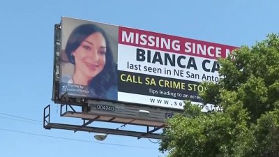 Montan espectacular en San Antonio con la foto de mujer desaparecida