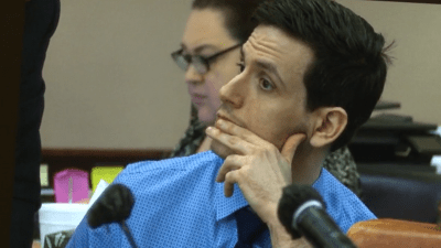 Testifica en corte hija del hombre acusado de provocar muerte de un niño