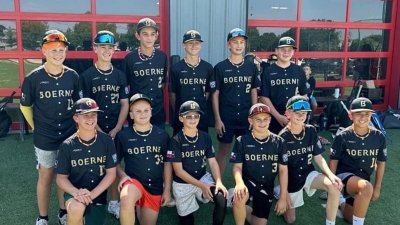 De Boerne para el mundo: equipo de béisbol de pequeñas ligas compite en serie mundial