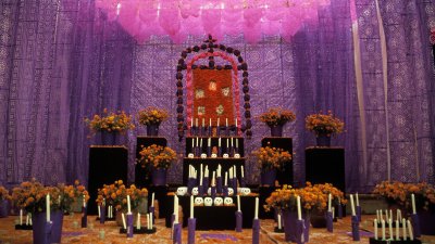 Día de los Muertos: altares decorados, carabelas y almas que viajan