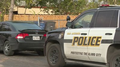 Joven resulta herido de bala cerca de un parque en San Antonio