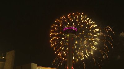 En video: así disfrutó San Antonio de los fuegos artificiales para recibir el 2025