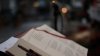Proyecto de ley en Texas permitiría leer los Diez Mandamientos y la Biblia en escuelas