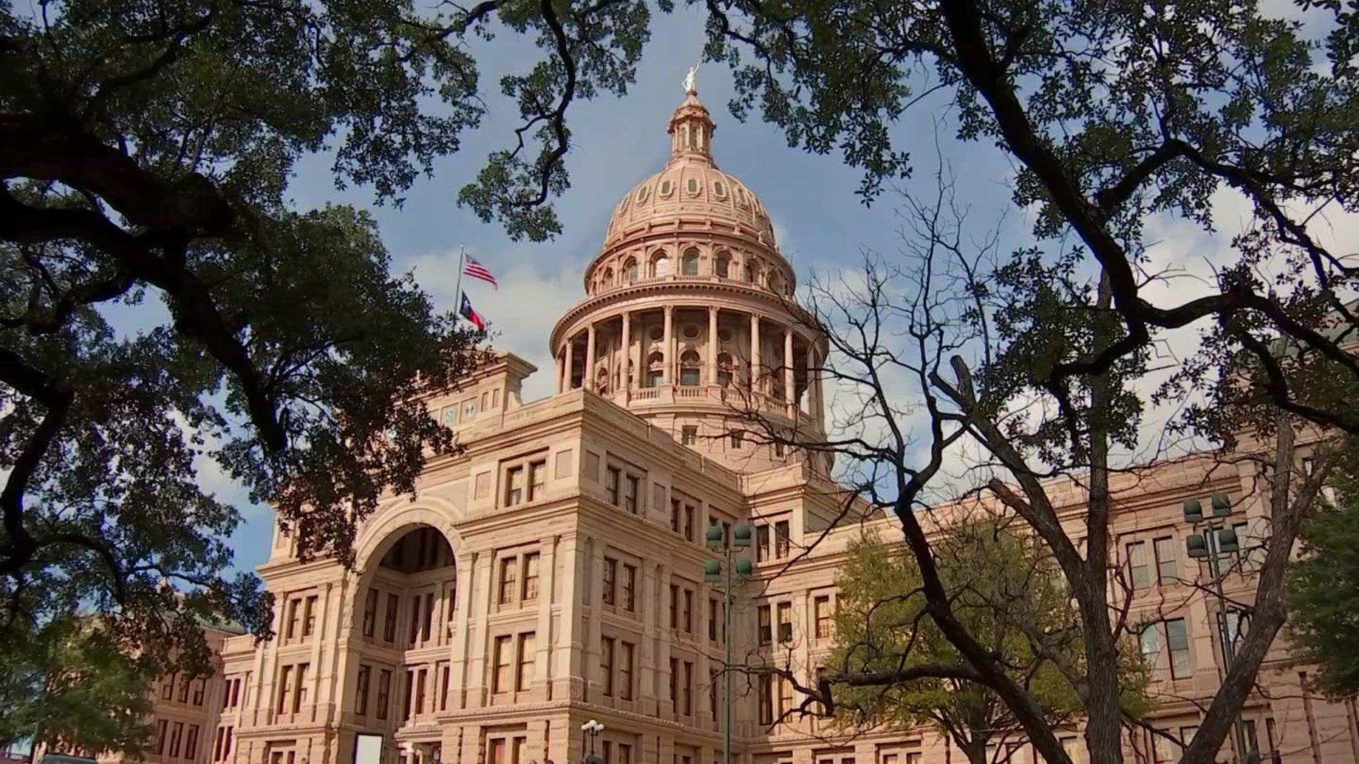 Frustran un ataque planeado contra el Capitolio en Austin; hay un sospechoso detenido
