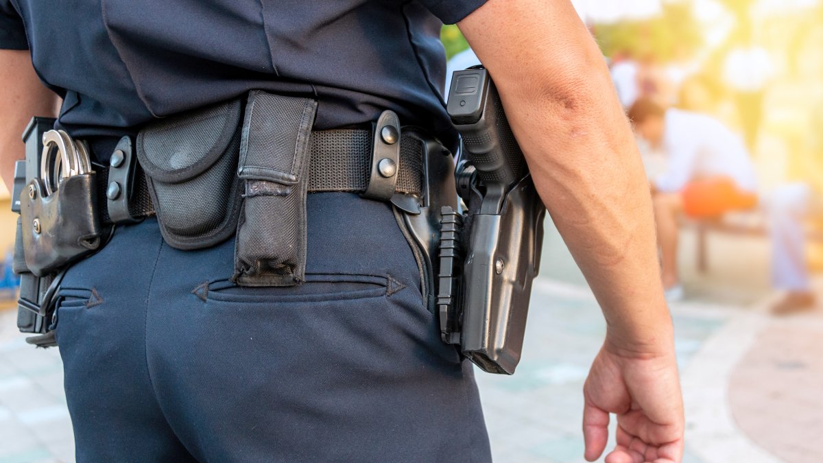 Arrestan a hombre tras agresión a mujer que cargaba a su bebé ...