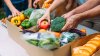 Estas son las fechas y lugares donde distribuirán comida gratis en San Antonio
