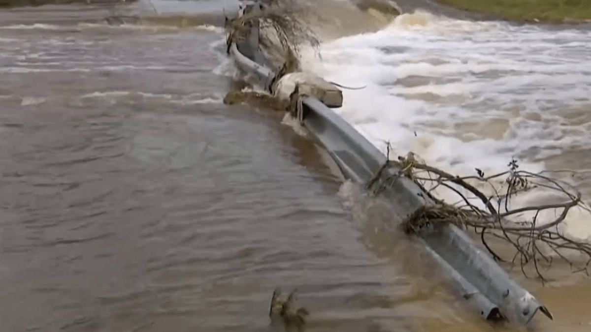Governor Abbott Announces Federal Aid for 28 Texas Counties Hit by Flooding - News Directory 3