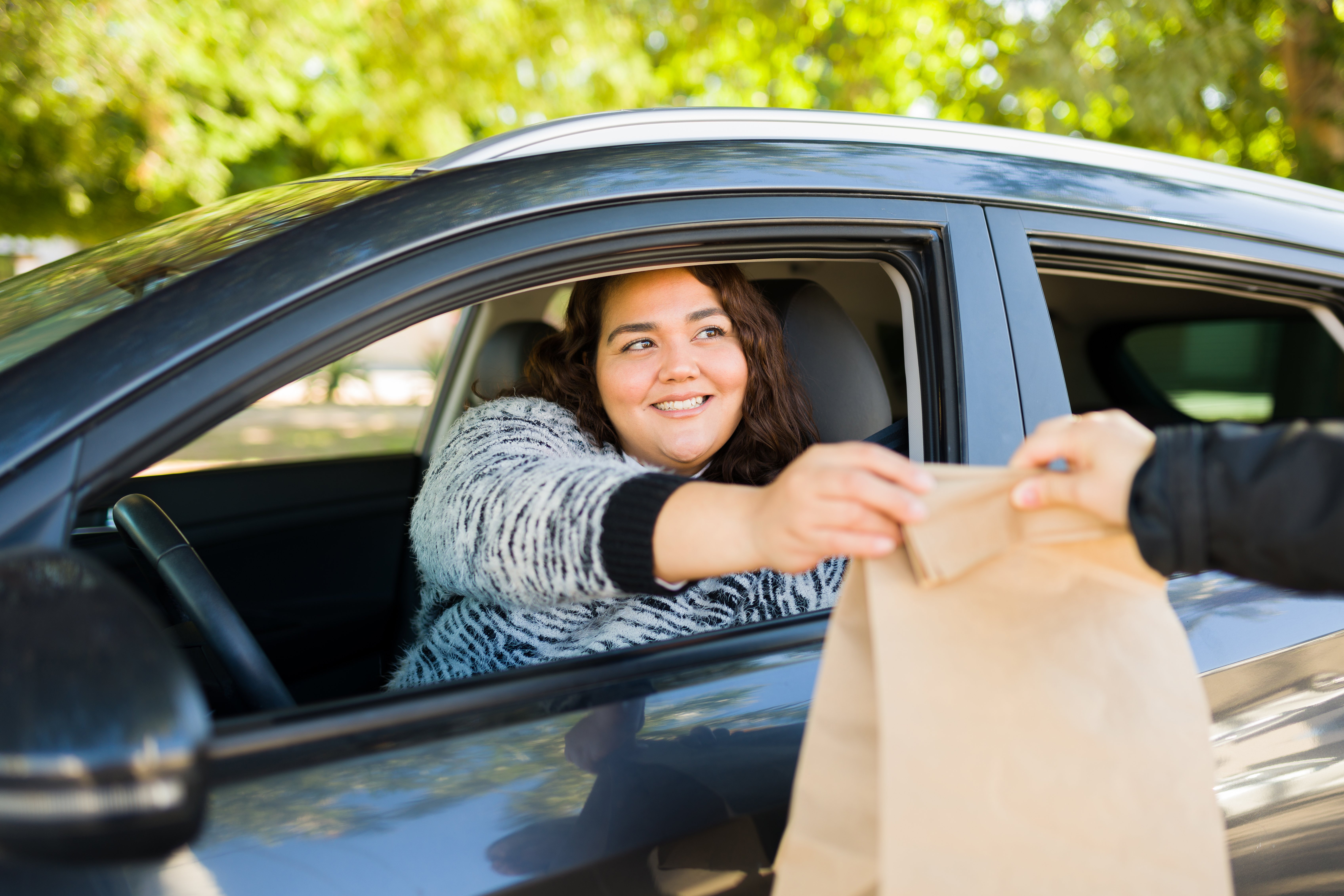 Familias de San Antonio podrán recibir gratis alimentos y artículos esenciales
