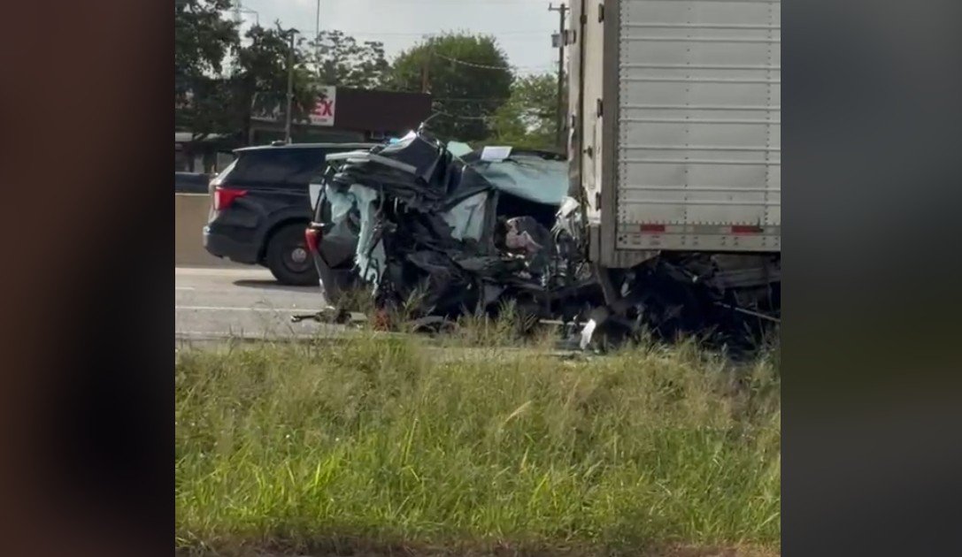 Una persona muere tras chocar con camión en la I-35 en San Antonio