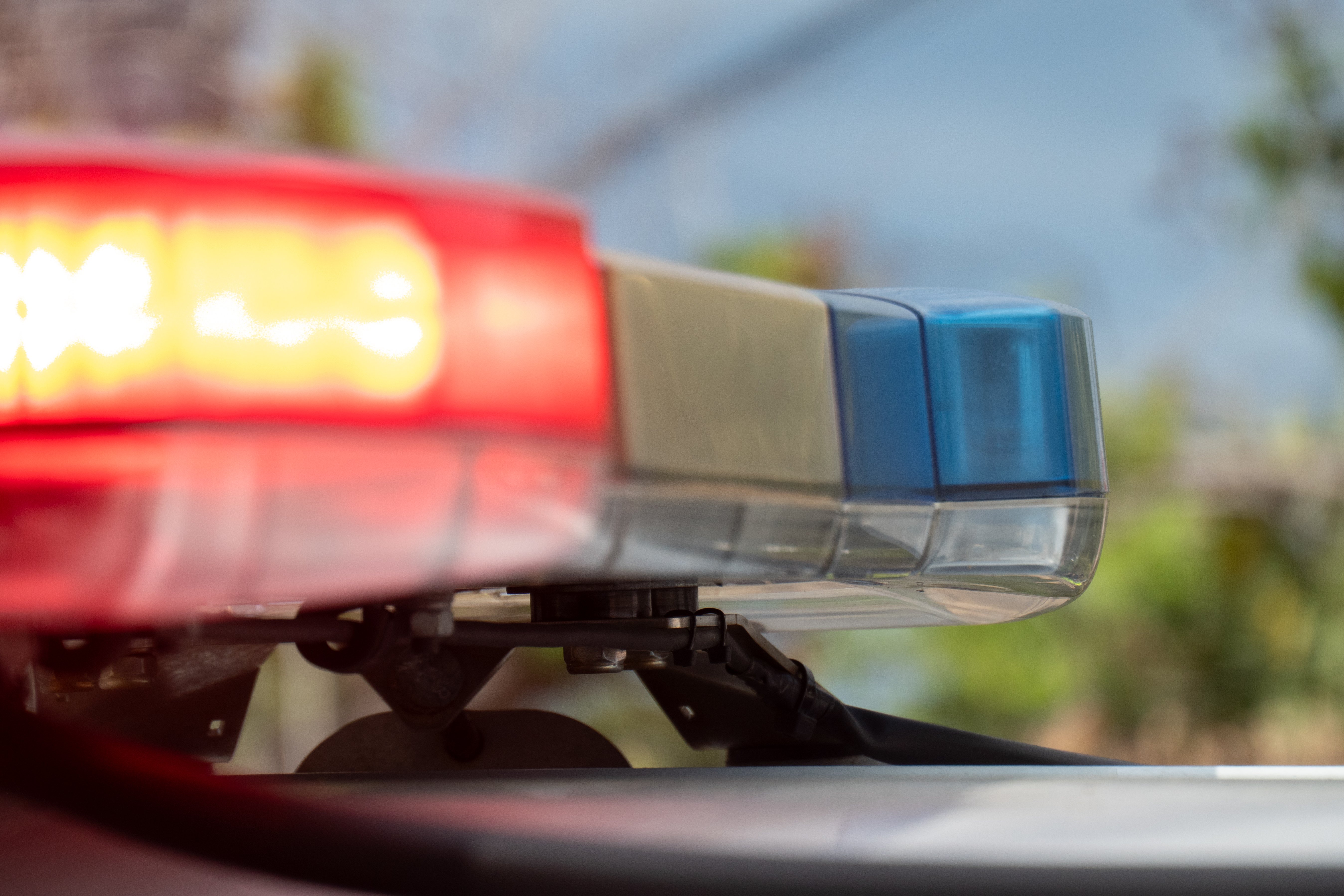 Hallan arma de fuego dentro de mochila de estudiante en escuela primaria de Somerset