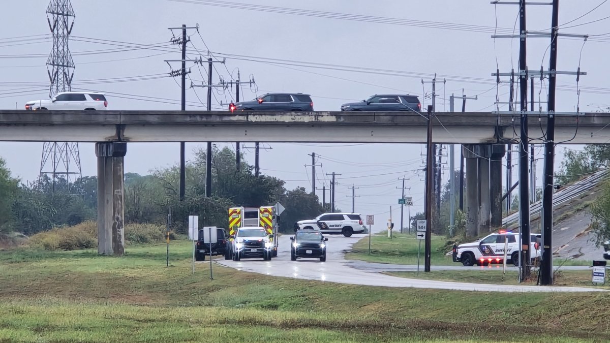 Reabren el paso en la intersección de Loop 1604 y Old Corpus Christi Road en Bexar