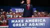 En un reñido contexto electoral, Trump dedica mensaje a inmigración y economía