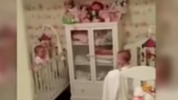Video: ¡Adorable! Bebés juegan a las escondidas