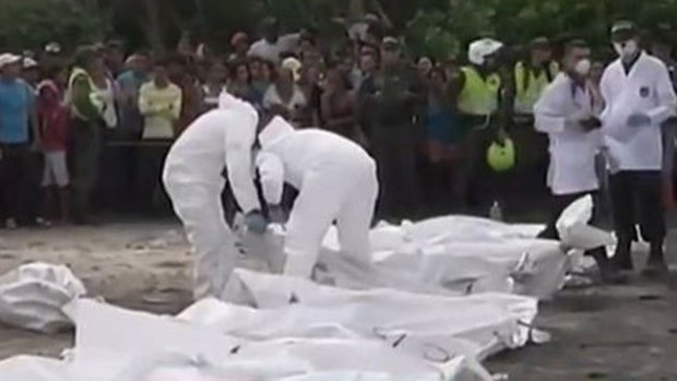 Video: Dan último adiós a niños calcinados