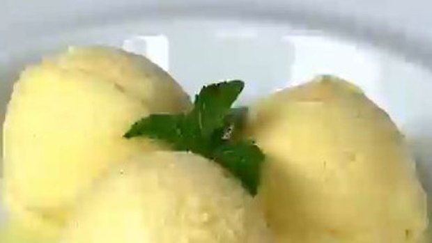 Video: Elaboran carísimo helado de Viagra