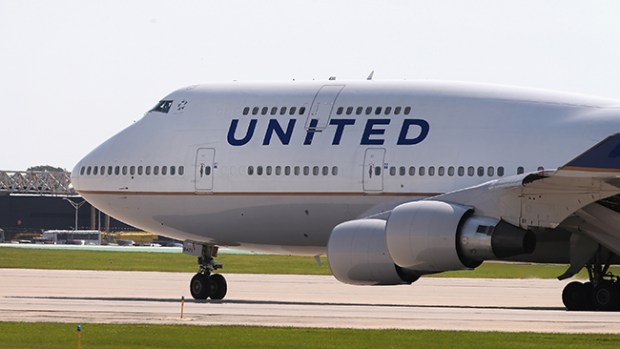 Video: NJ: Falsa alarma de ébola en avión