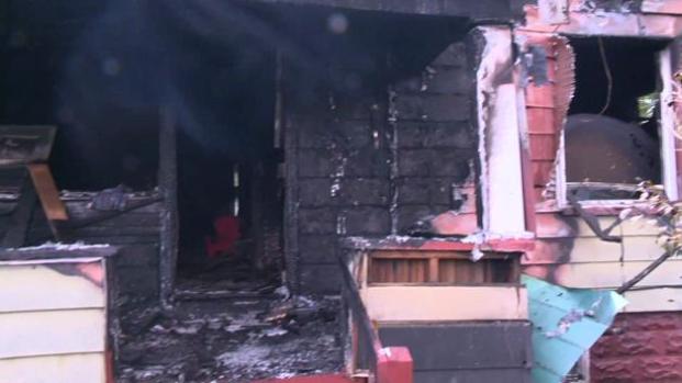 Niño fallece al perseguir a su padre hacia incendio