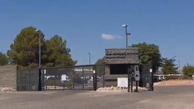Centro ICE de Arizona está desbordado